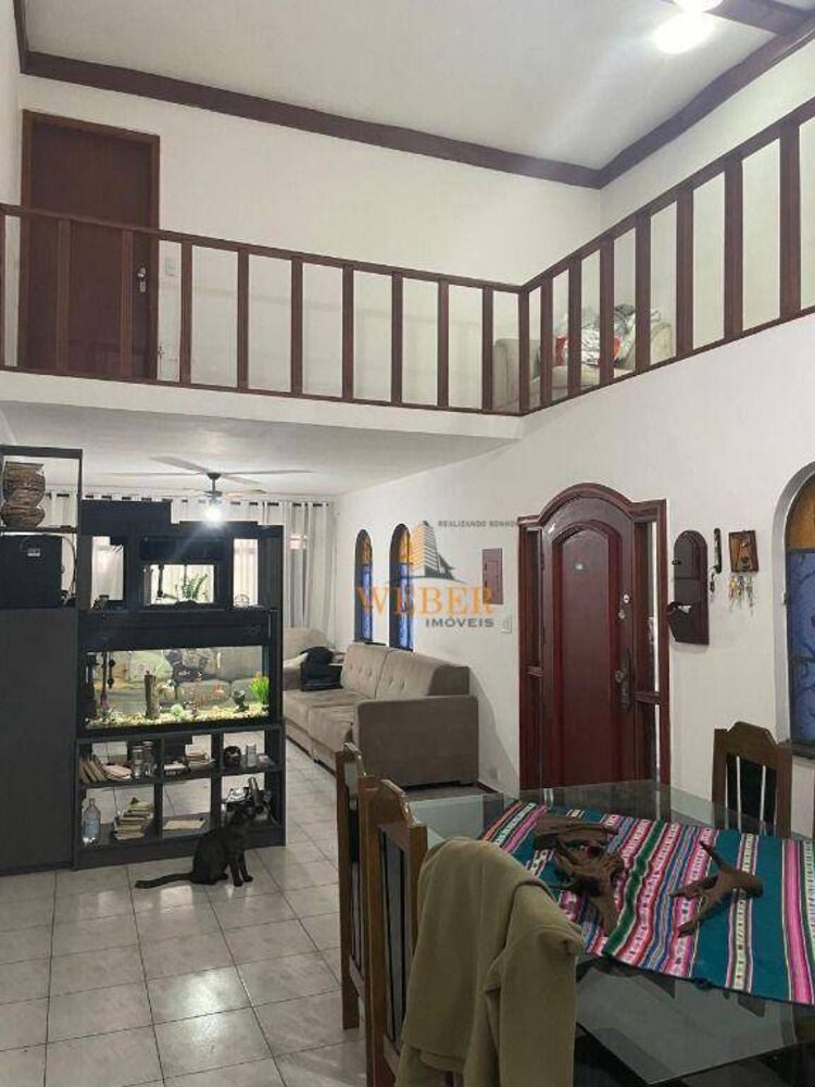 Sobrado, 3 quartos, 207 m² - Foto 1