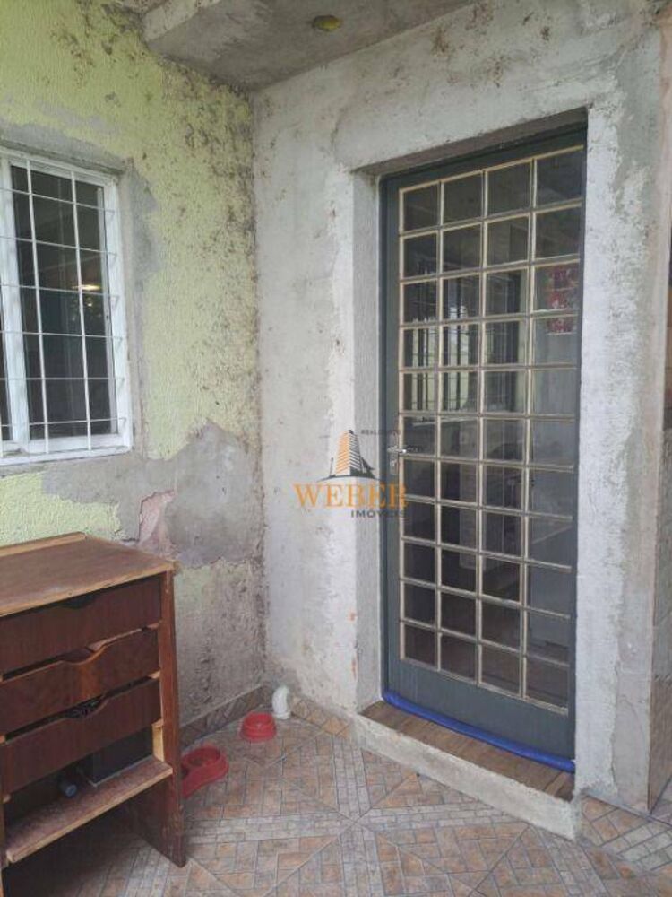 Casa, 3 quartos, 210 m² - Foto 1