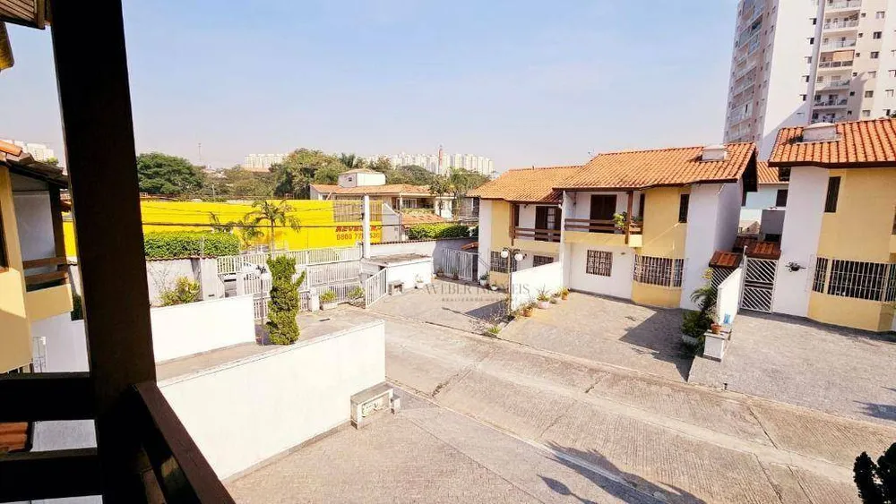 Sobrado, 3 quartos, 131 m² - Foto 1