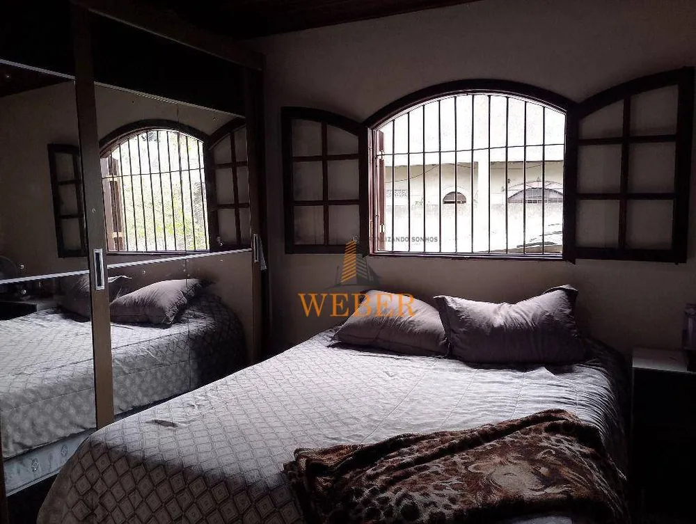 Sobrado, 3 quartos, 200 m² - Foto 12