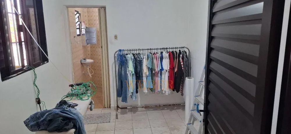 Casa, 4 quartos, 290 m² - Foto 4