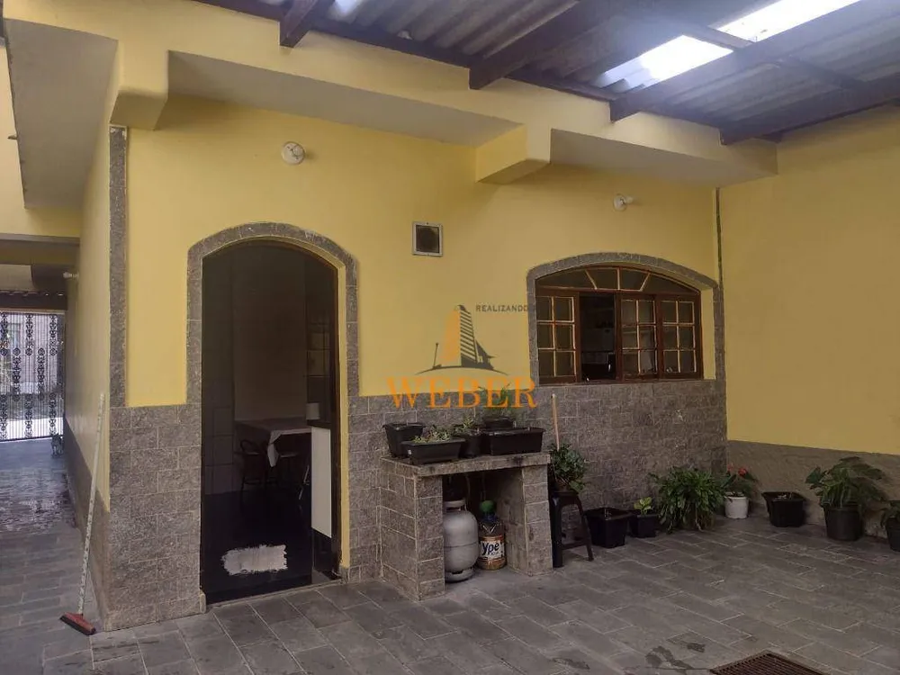 Sobrado, 3 quartos, 213 m² - Foto 2
