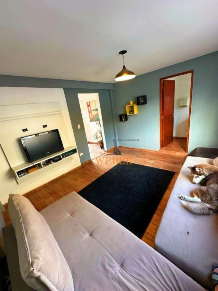 Casa, 3 quartos, 210 m² - Foto 4