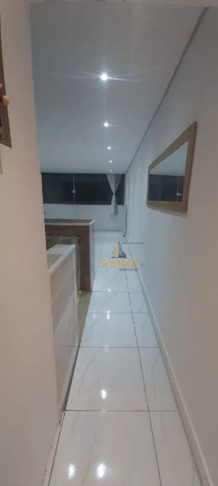 Sobrado à venda com 2 quartos, 100m² - Foto 3