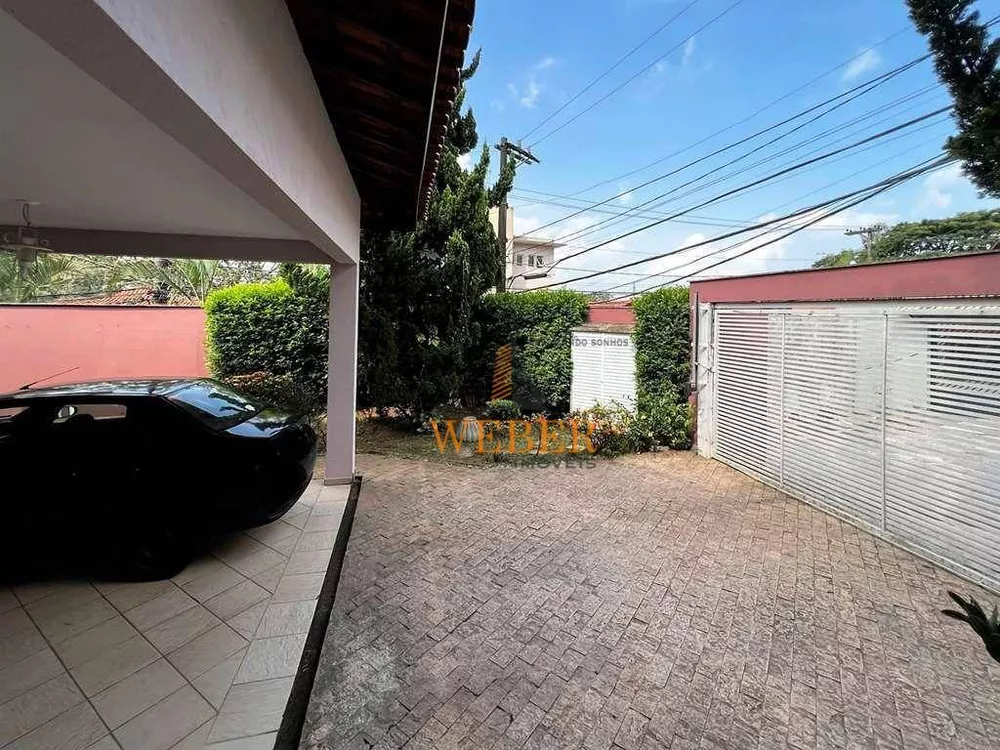 Casa de Condomínio à venda com 3 quartos, 360m² - Foto 4