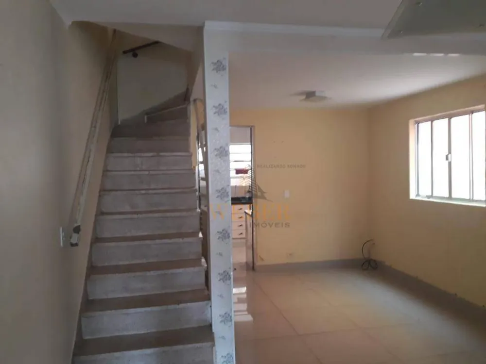 Sobrado, 5 quartos, 220 m² - Foto 2