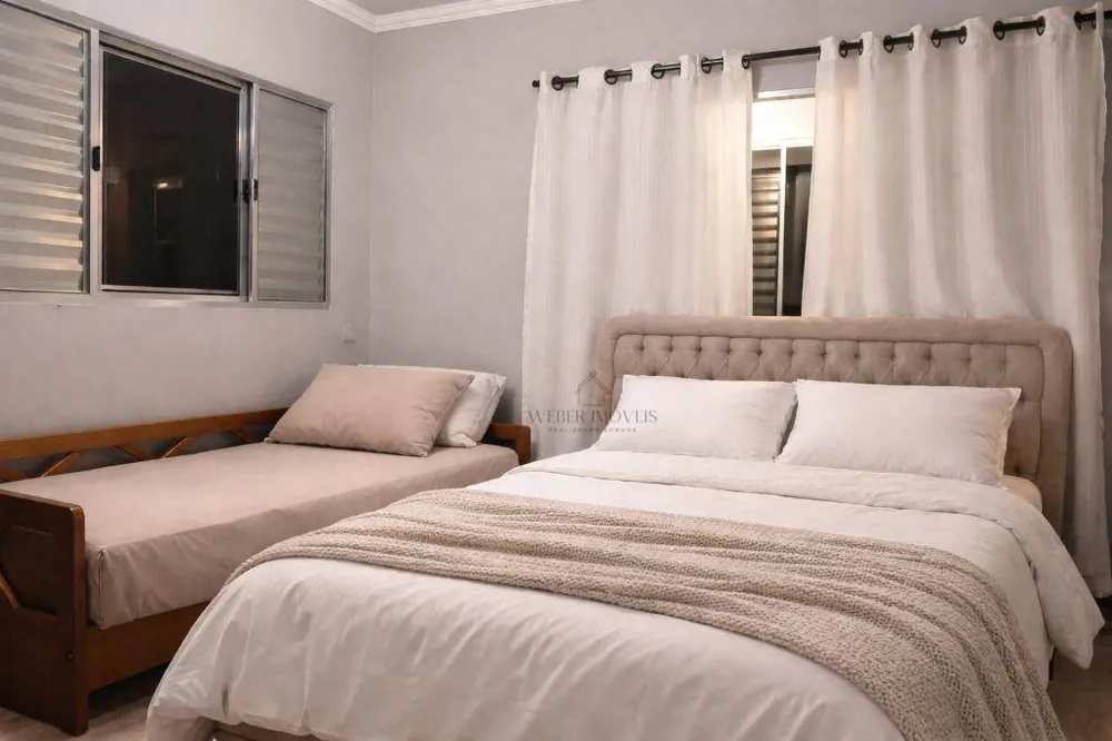 Casa, 3 quartos, 152 m² - Foto 1