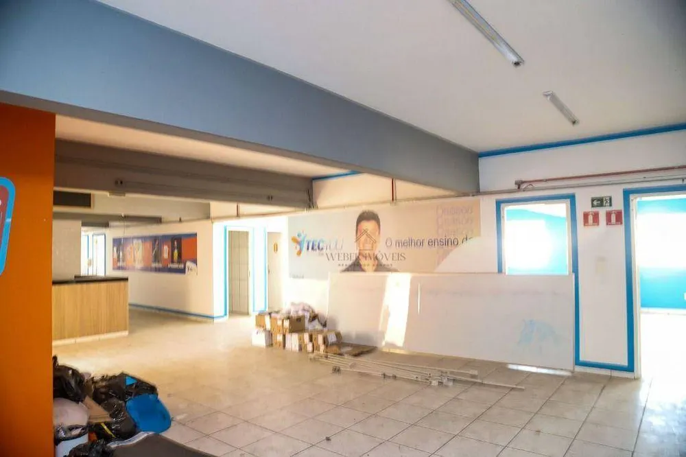 Sala-Conjunto, 700 m² - Foto 2