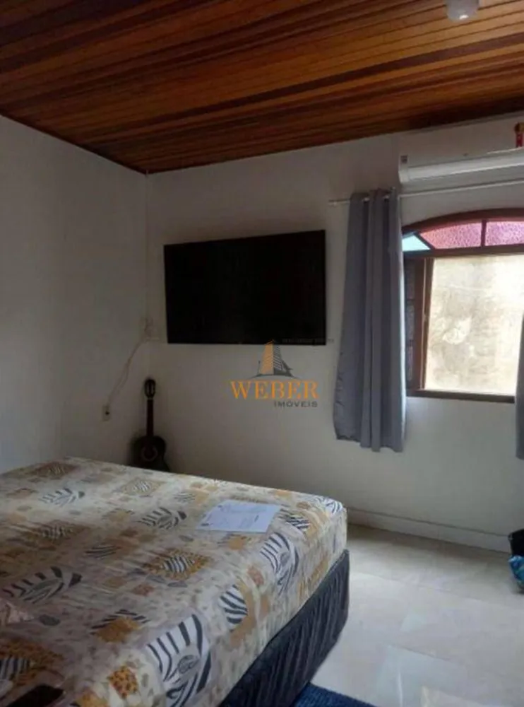 Casa, 3 quartos, 250 m² - Foto 1