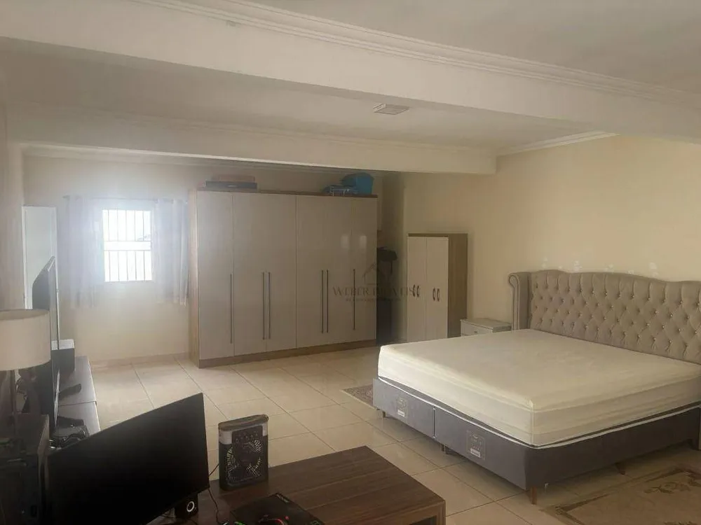 Sobrado, 1 quarto, 396 m² - Foto 1
