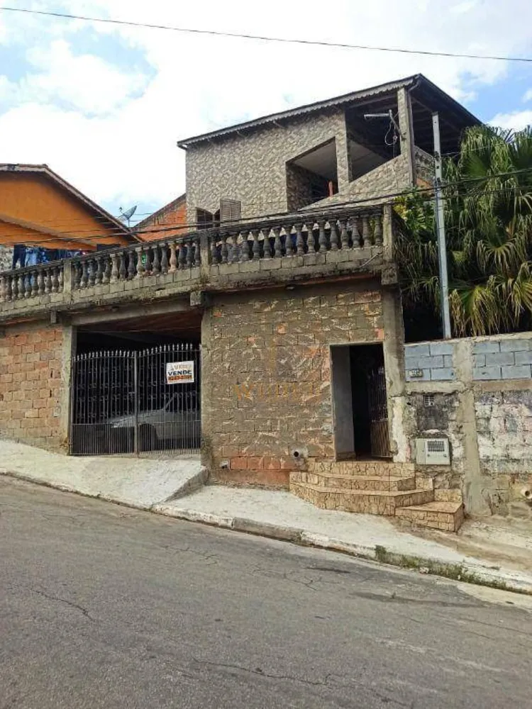 Casa, 4 quartos, 240 m² - Foto 1