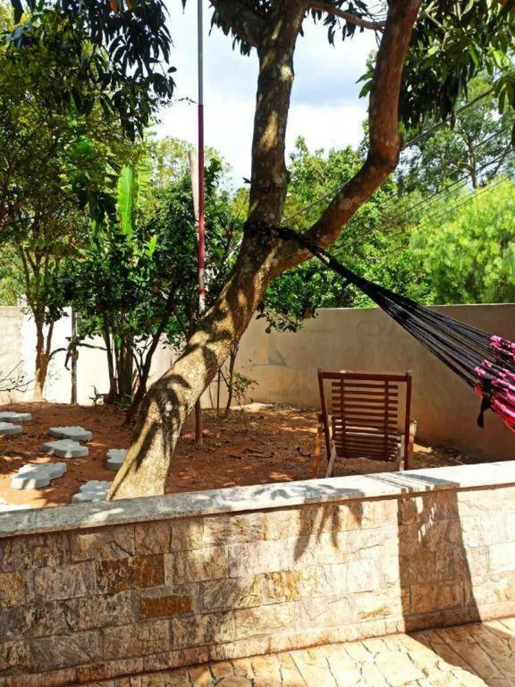 Casa, 4 quartos, 240 m² - Foto 2