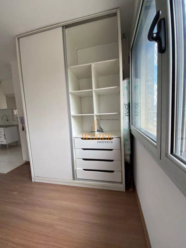 Kitnet e Studio à venda com 1 quarto, 28m² - Foto 2