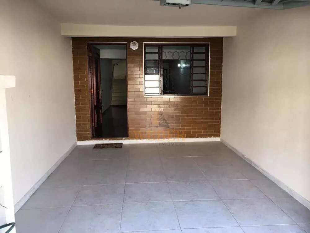 Sobrado à venda com 3 quartos, 133m² - Foto 1