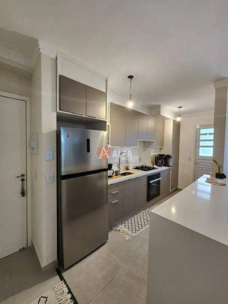 Apartamento, 3 quartos, 81 m² - Foto 2
