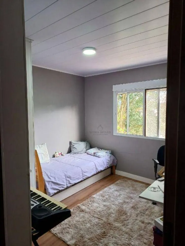 Casa, 3 quartos, 218 m² - Foto 1