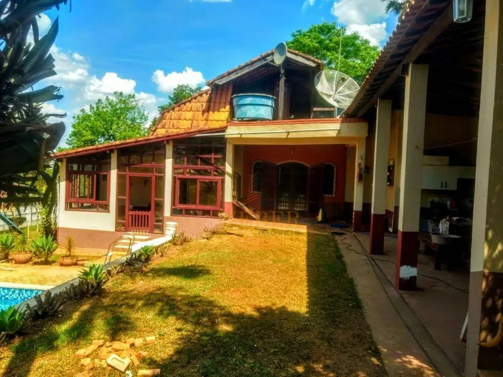 Chácara, 5 quartos, 2490 m² - Foto 2