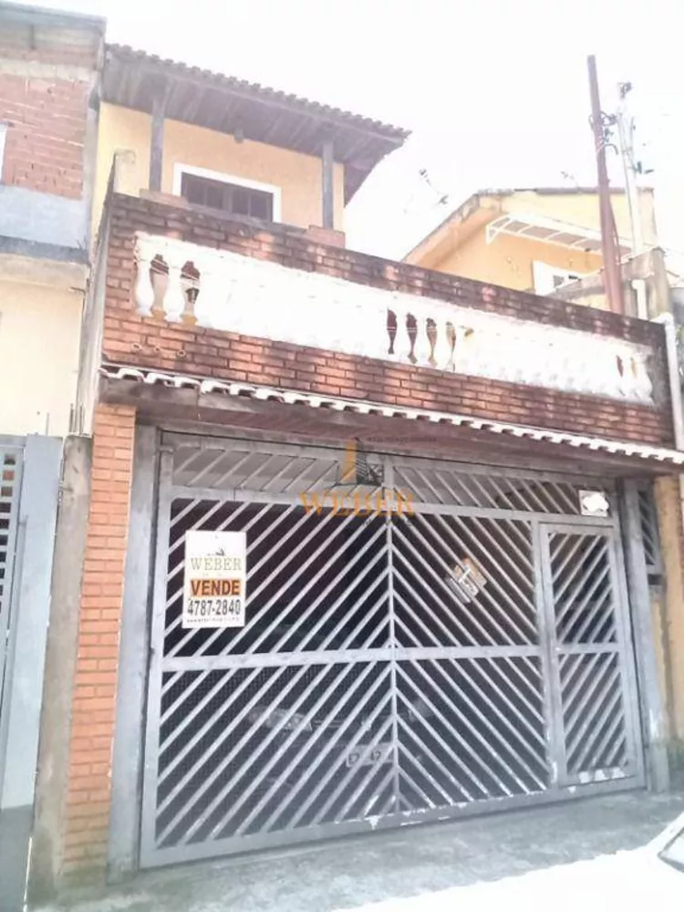 Sobrado à venda com 3 quartos, 141m² - Foto 1