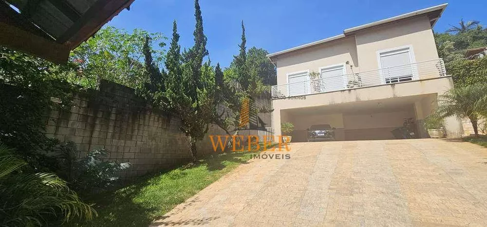 Casa de Condomínio à venda com 3 quartos, 360m² - Foto 2