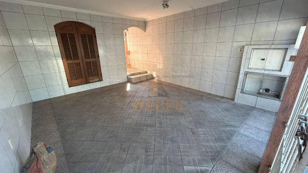Casa, 3 quartos, 230 m² - Foto 1