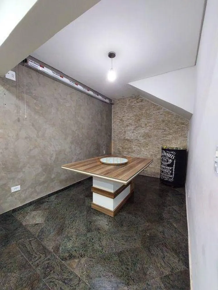 Sobrado, 3 quartos, 235 m² - Foto 2