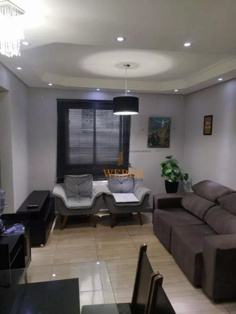 Apartamento à venda com 2 quartos, 45m² - Foto 1