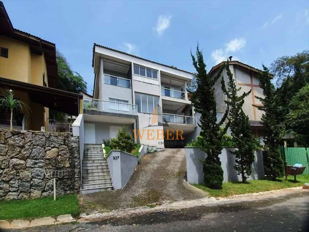 Sobrado, 3 quartos, 379 m² - Foto 1