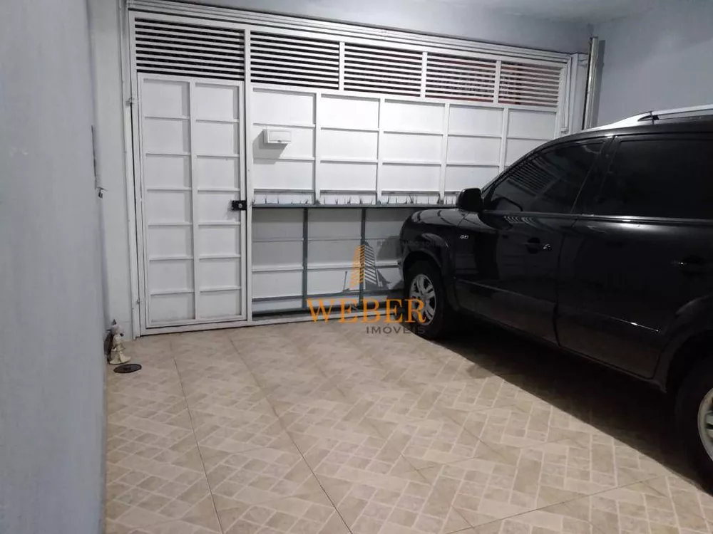 Sobrado à venda com 3 quartos, 110m² - Foto 1