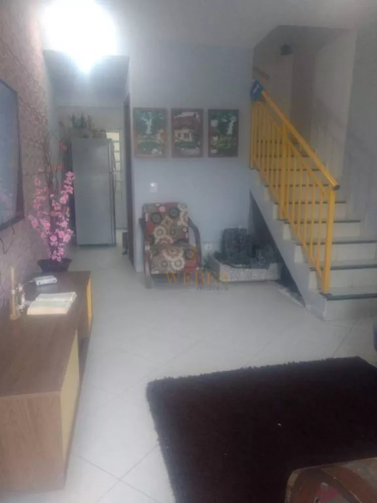 Sobrado à venda com 2 quartos, 72m² - Foto 1