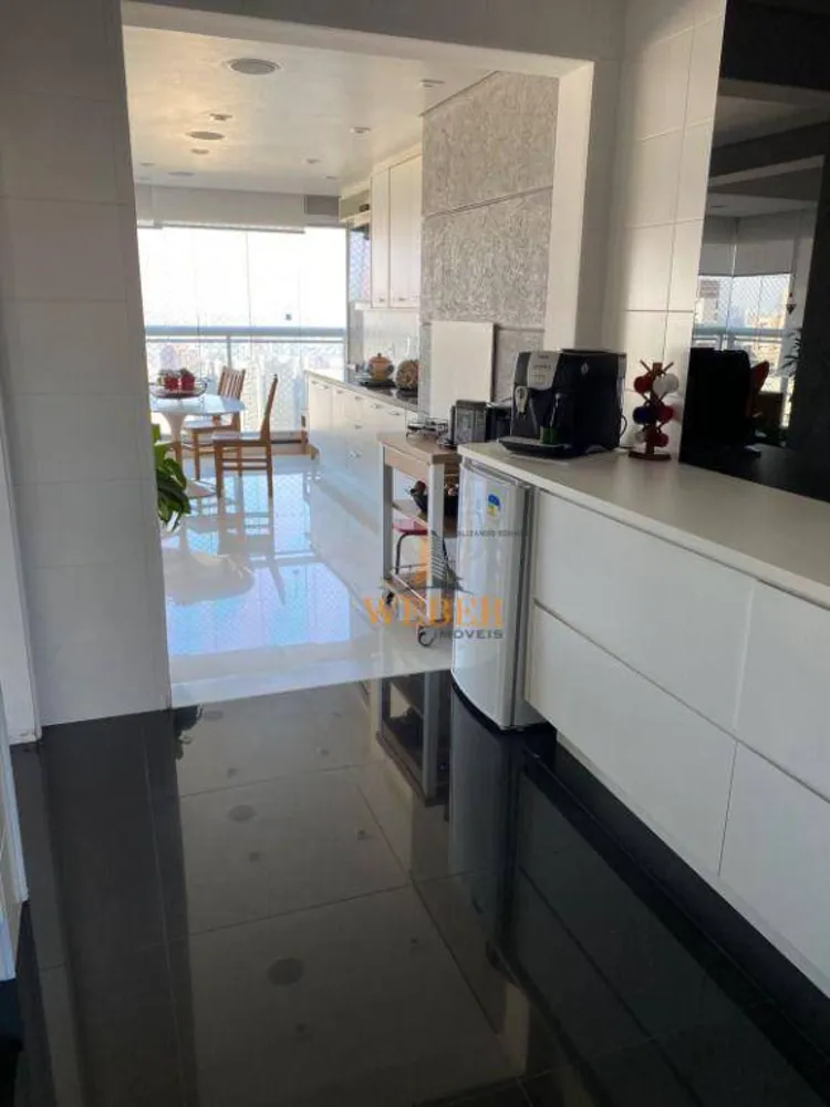 Apartamento, 3 quartos, 186 m² - Foto 2