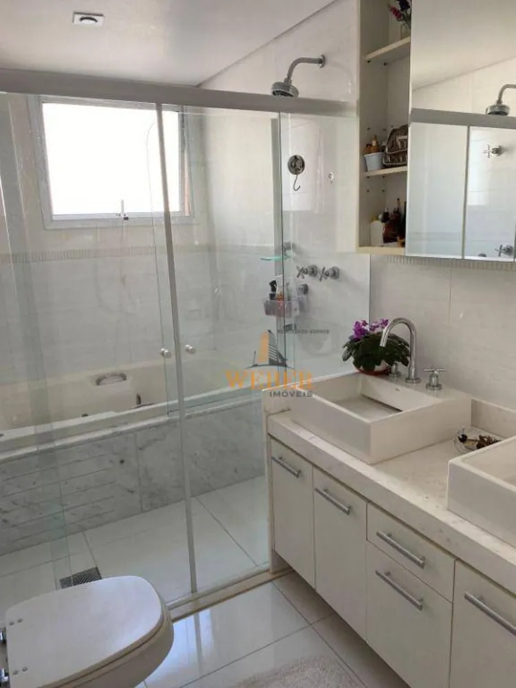 Apartamento, 3 quartos, 186 m² - Foto 9