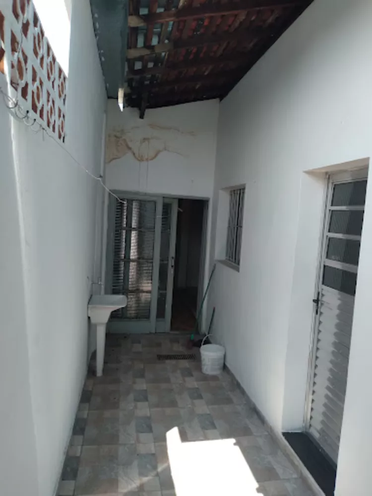 Casa, 2 quartos, 185 m² - Foto 1