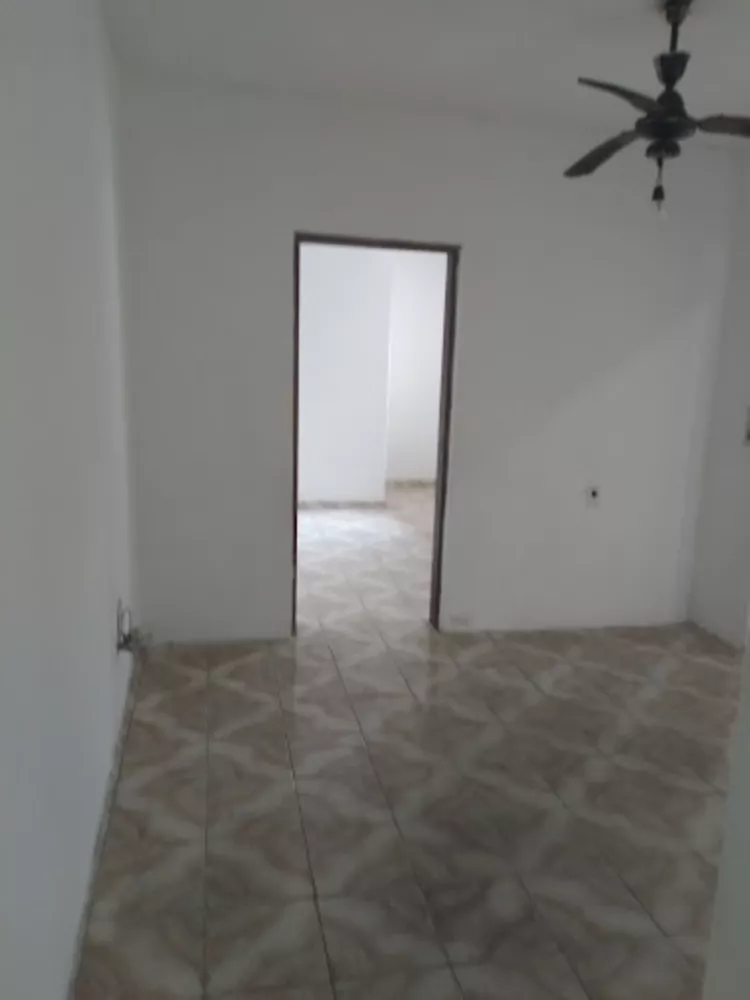 Casa, 2 quartos, 185 m² - Foto 11