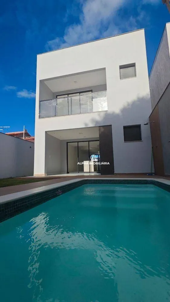 Casa, 3 quartos, 196 m² - Foto 1