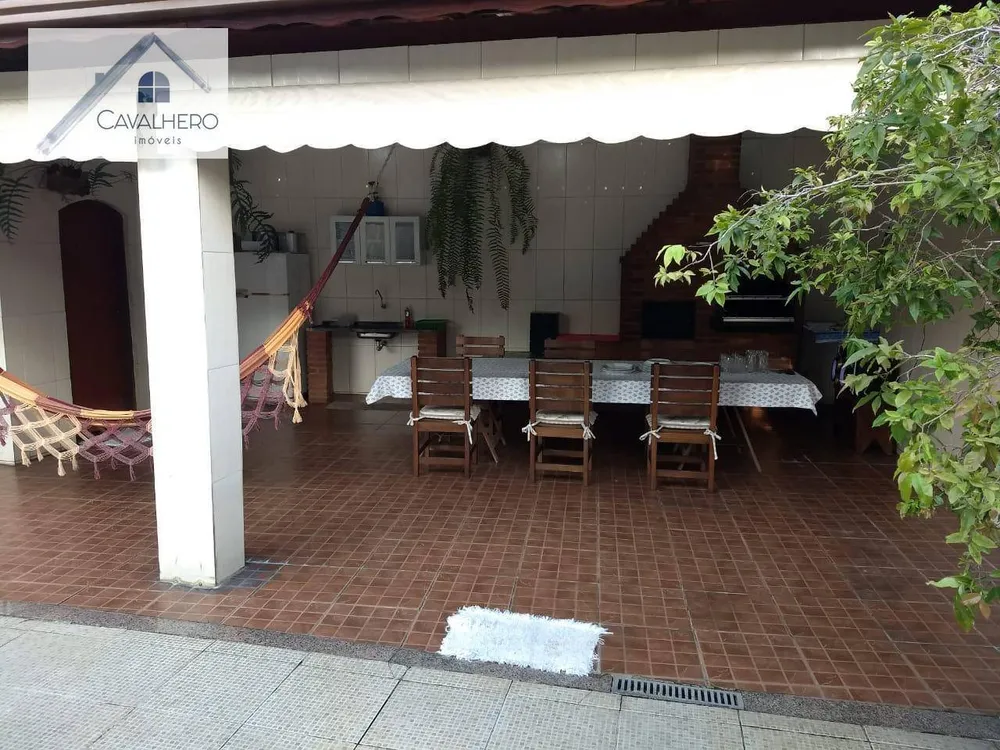 Sobrado, 3 quartos, 324 m² - Foto 3