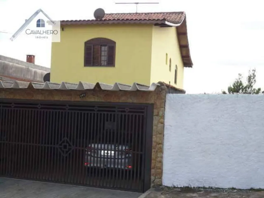 Sobrado, 3 quartos, 207 m² - Foto 1