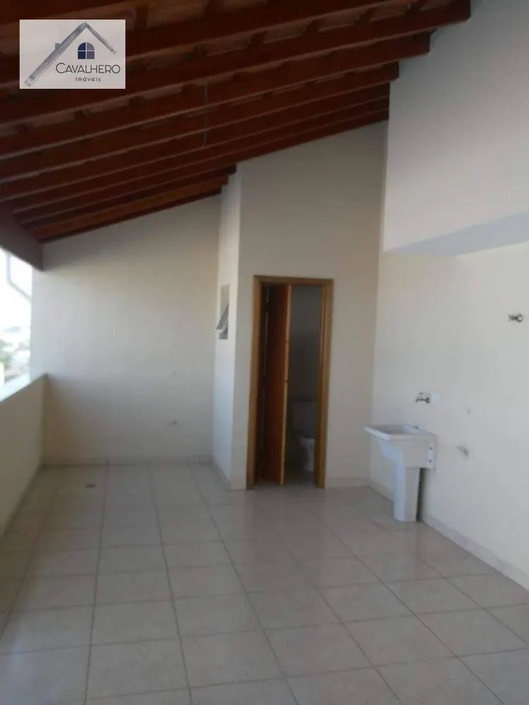 Cobertura, 3 quartos, 204 m² - Foto 2