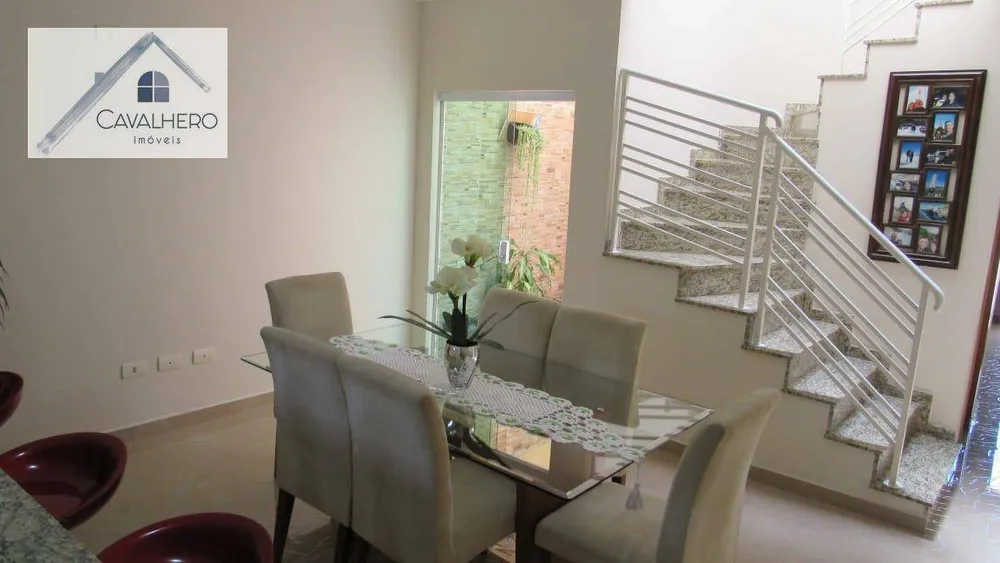 Sobrado, 3 quartos, 170 m² - Foto 1