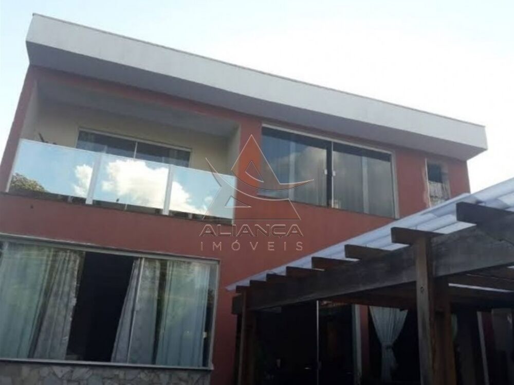 Casa à venda com 3 quartos, 163m² - Foto 1