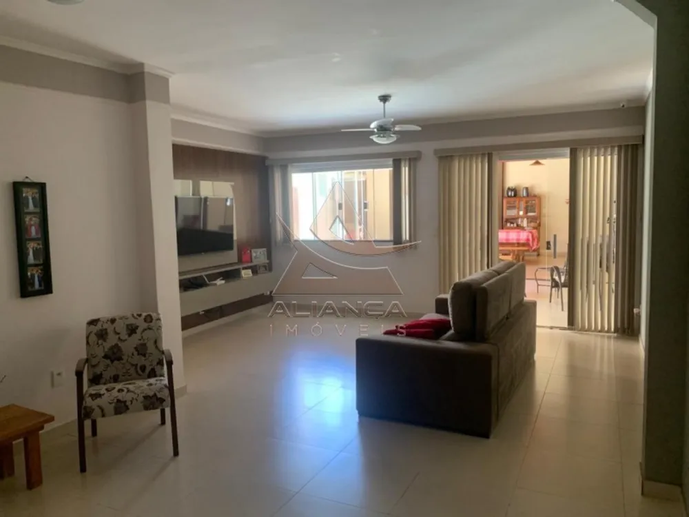 Casa, 3 quartos, 257 m² - Foto 1