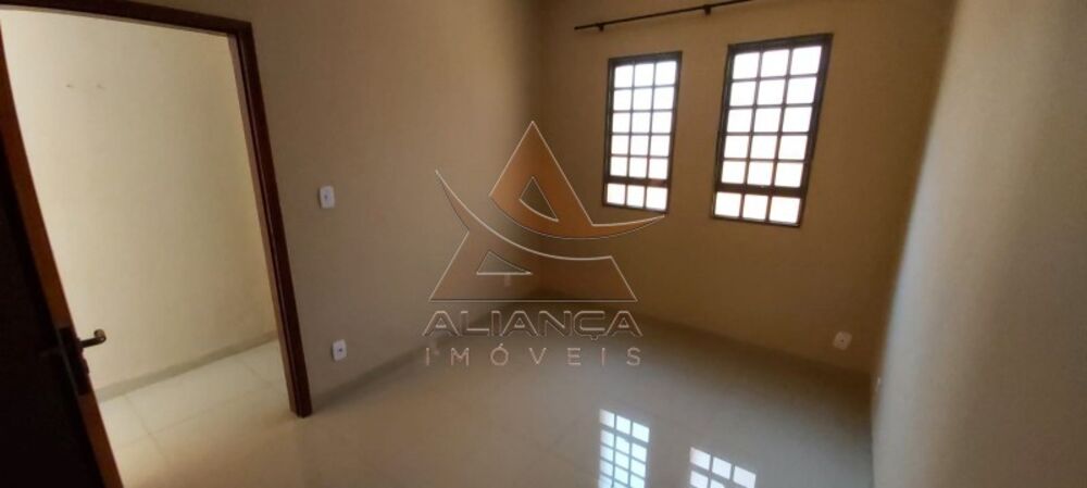 Casa à venda com 5 quartos, 258m² - Foto 3