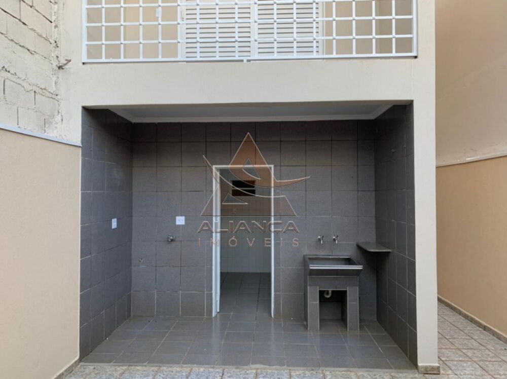 Casa à venda com 3 quartos, 176m² - Foto 2