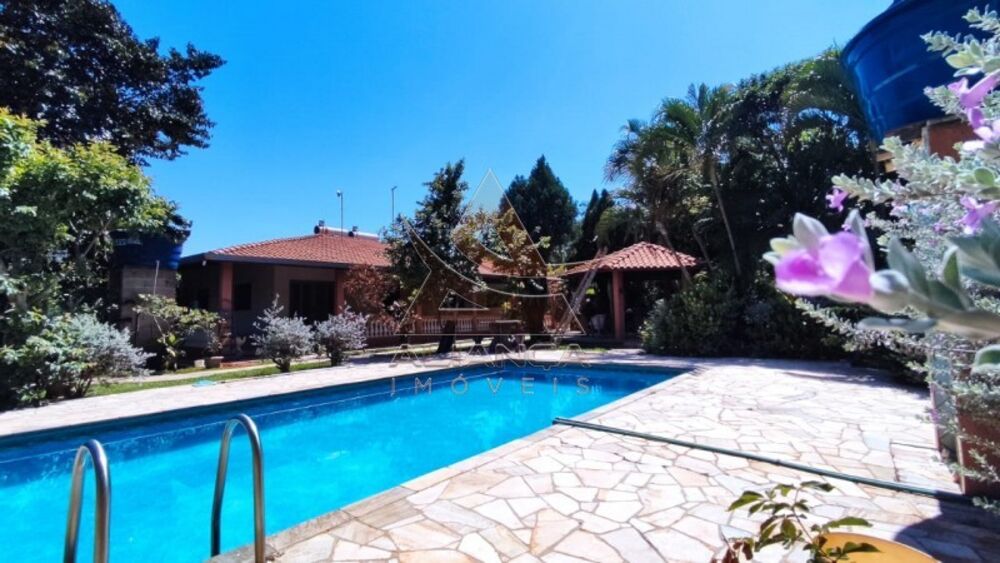 Chácara à venda com 3 quartos, 1382m² - Foto 1