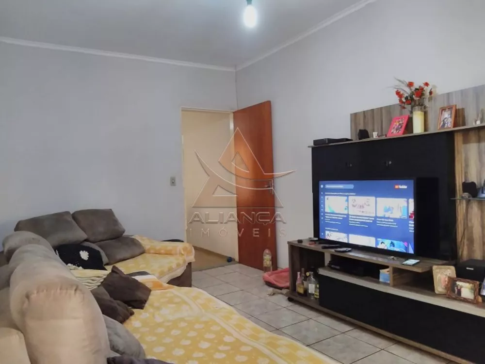 Casa à venda com 3 quartos, 156m² - Foto 1