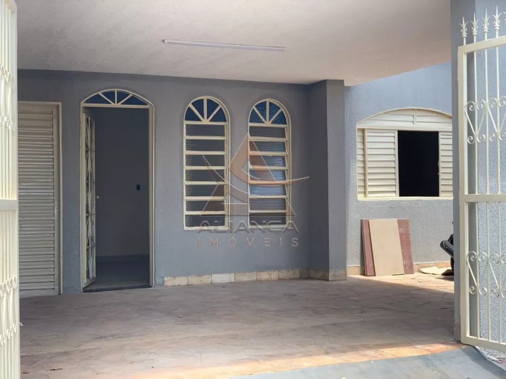 Casa à venda com 3 quartos, 109m² - Foto 1