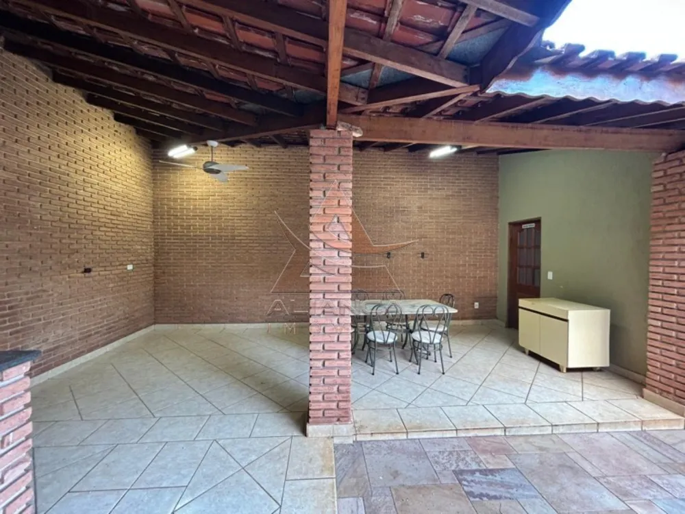 Casa, 3 quartos, 245 m² - Foto 4