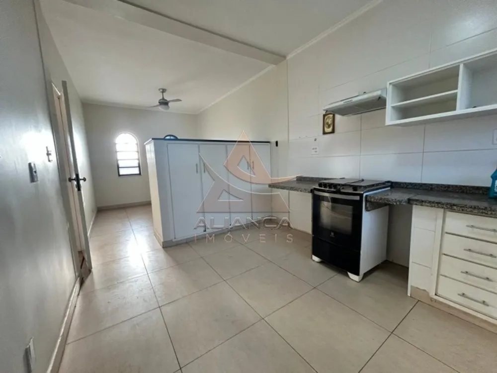 Casa, 3 quartos, 245 m² - Foto 1