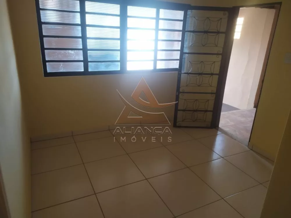 Casa à venda com 5 quartos, 240m² - Foto 2