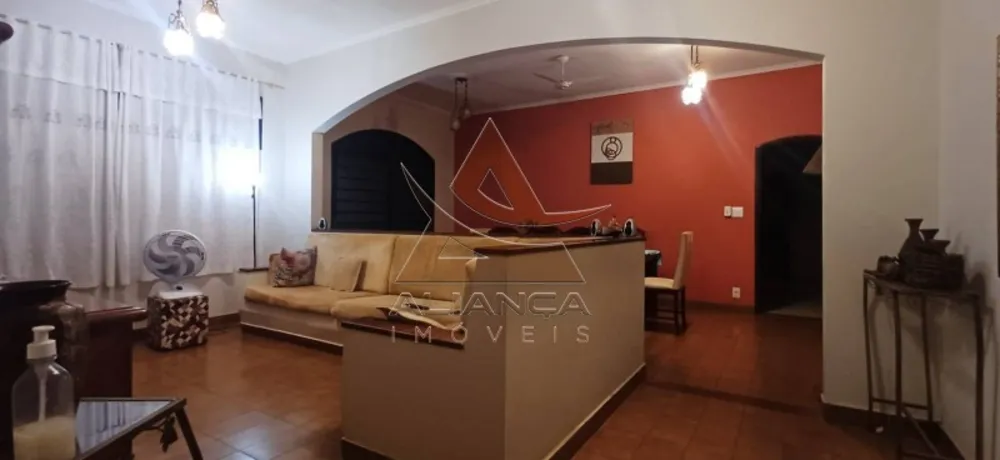 Casa, 3 quartos, 221 m² - Foto 1