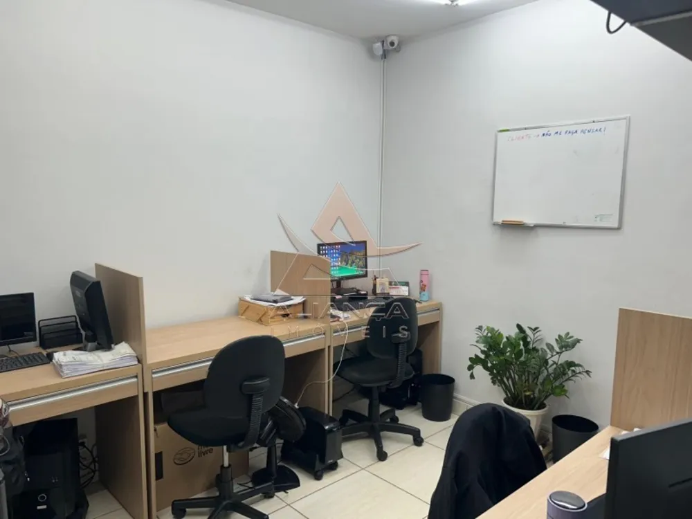 Prédio Inteiro, 77 m² - Foto 1